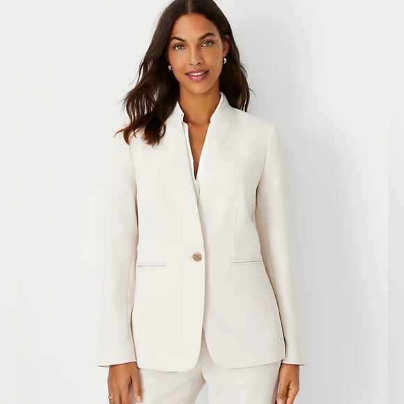 Ann Taylor Jackets & Blazers - NWT Ann Taylor Long Collarless Blazer in Fluid Crepe, size 0, ivory
